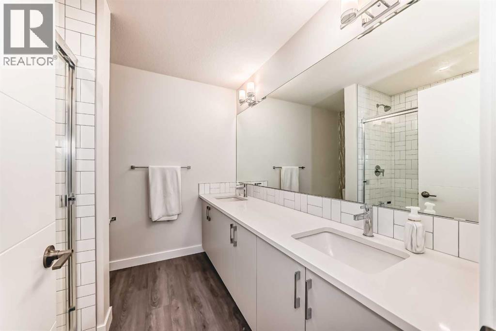 Single Family House 3 Level for Sale in  Lavender Road SE Rangeview Calgary 