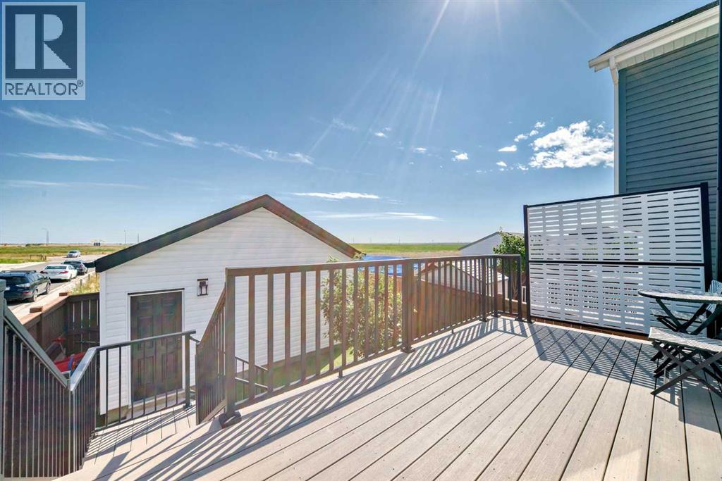 Single Family House 3 Level for Sale in  Lavender Road SE Rangeview Calgary 