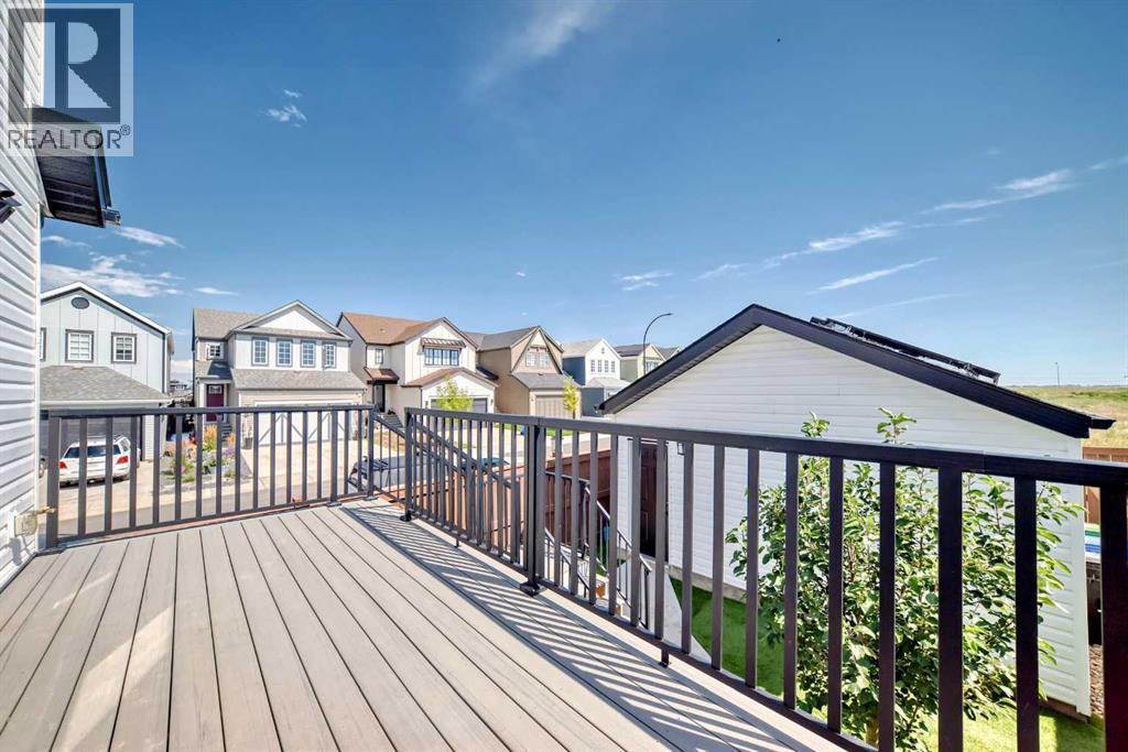 Single Family House 3 Level for Sale in  Lavender Road SE Rangeview Calgary 