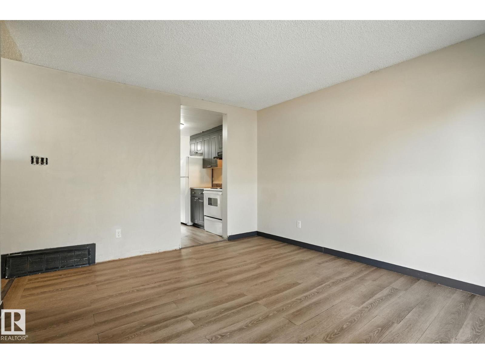 Photo 9 of 260 3307 116 A Av Nw, Edmonton AB