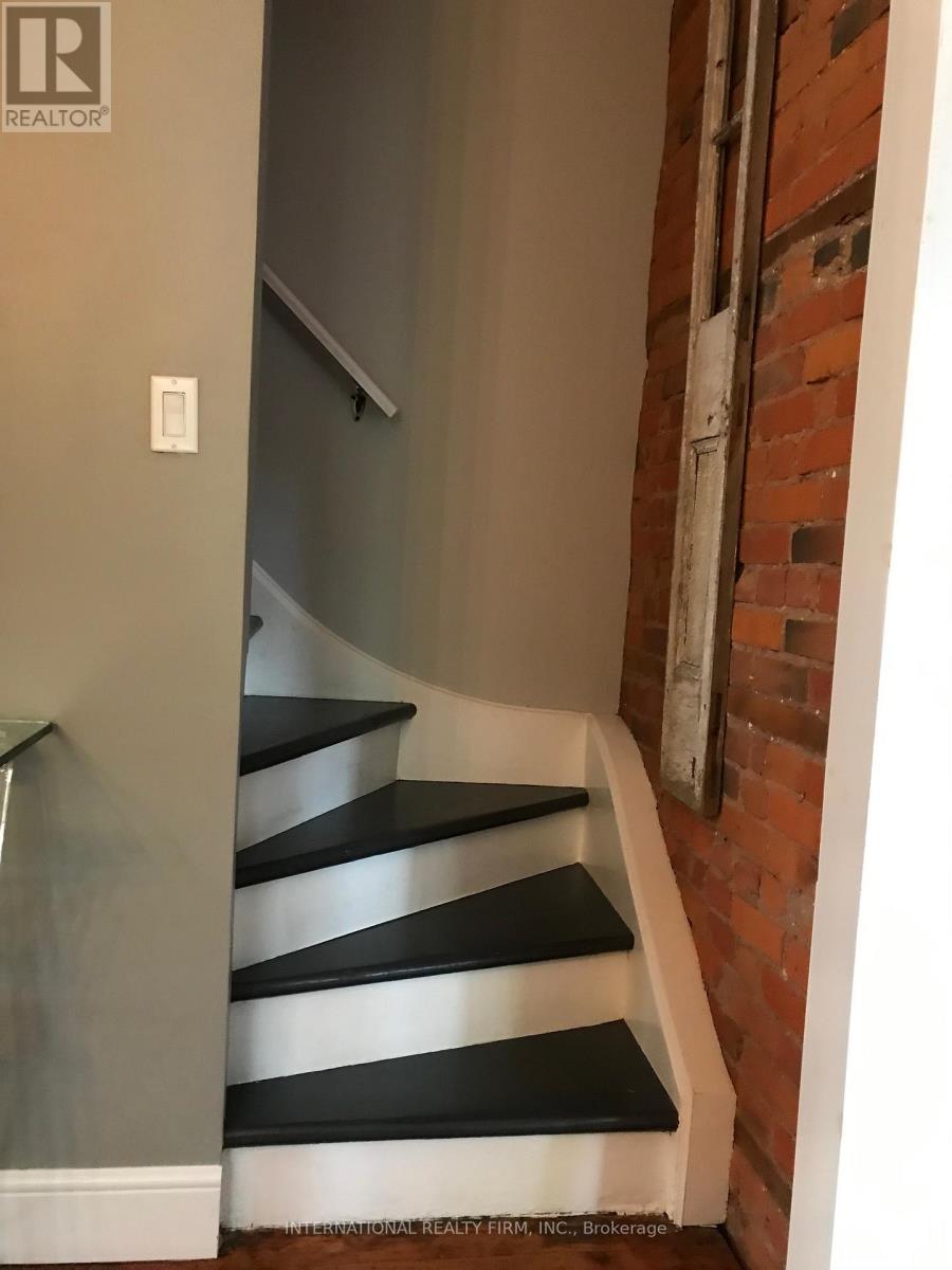 Photo 19 of 65 Canada Street, Hamilton ON
