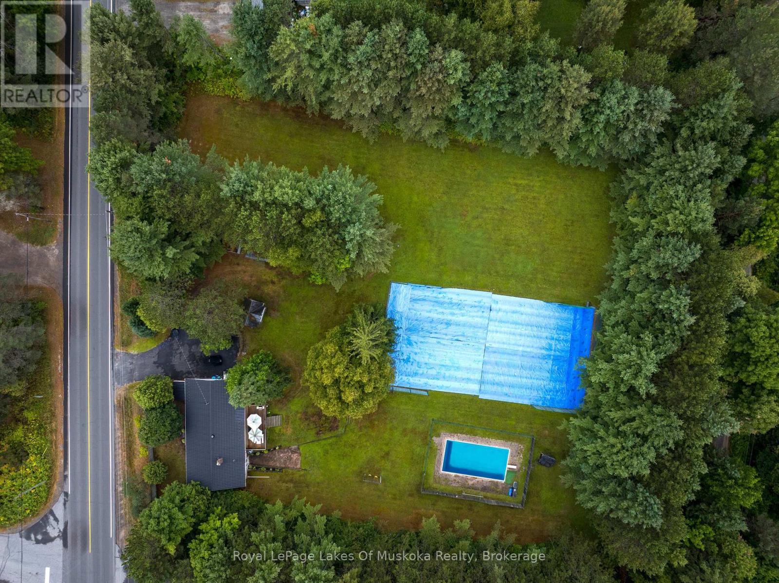 Photo 37 of 574 Ravenscliffe Road, Huntsville ON