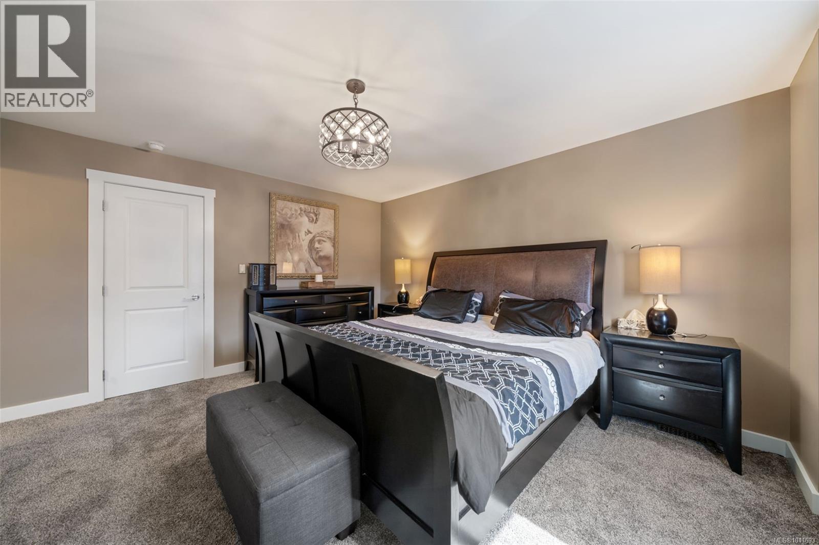 Photo 12 of 1314 Bombardier Cres, Langford BC