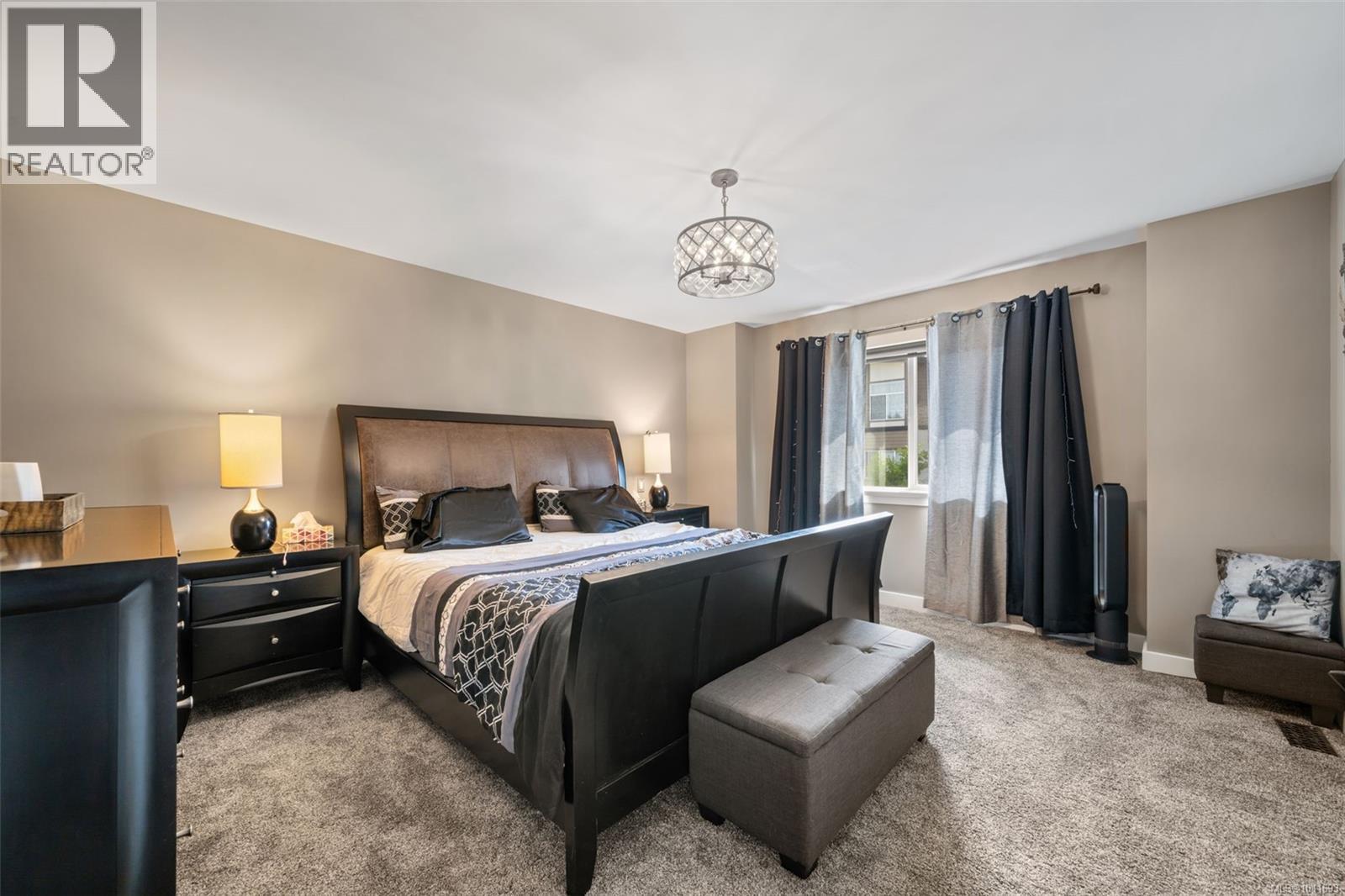 Photo 13 of 1314 Bombardier Cres, Langford BC