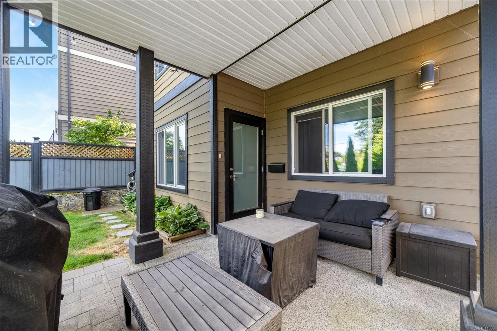 Photo 36 of 1314 Bombardier Cres, Langford BC