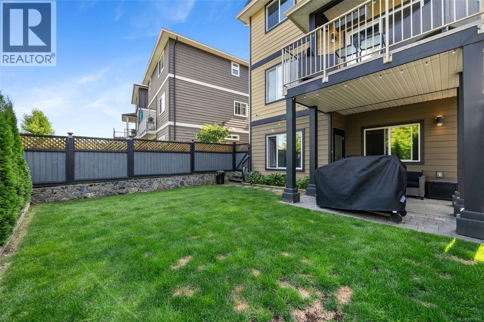 Photo 37 of 1314 Bombardier Cres, Langford BC