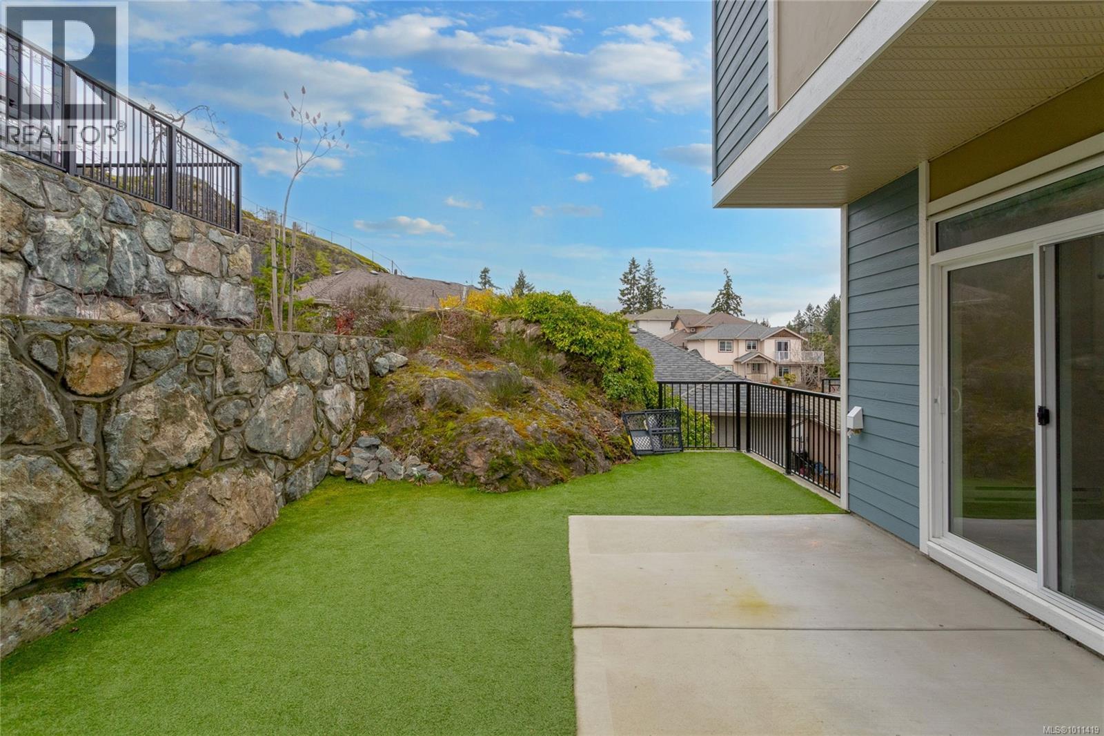 Photo 35 of 629 Selwyn Close, Langford BC