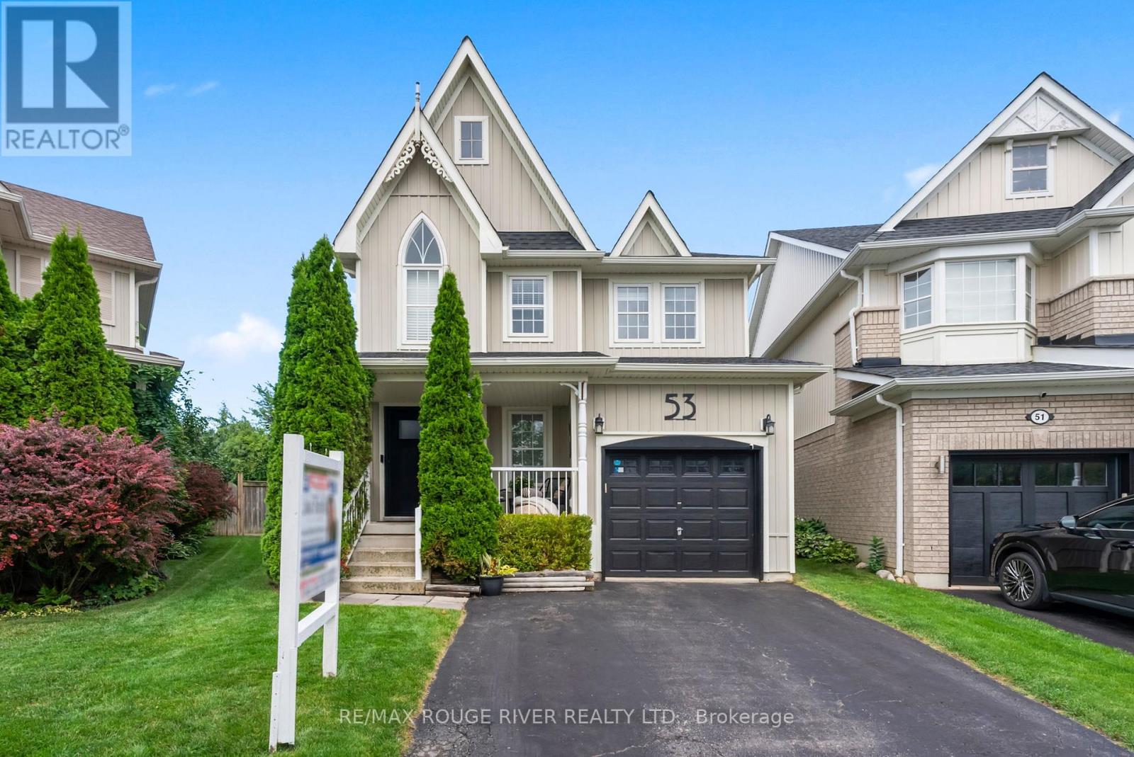 Photo 1 of 53 Cranborne Crescent, Whitby ON