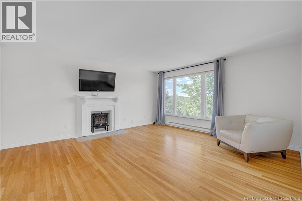 Photo 5 of 30 Mclaughlin Crescent, Saint John NB