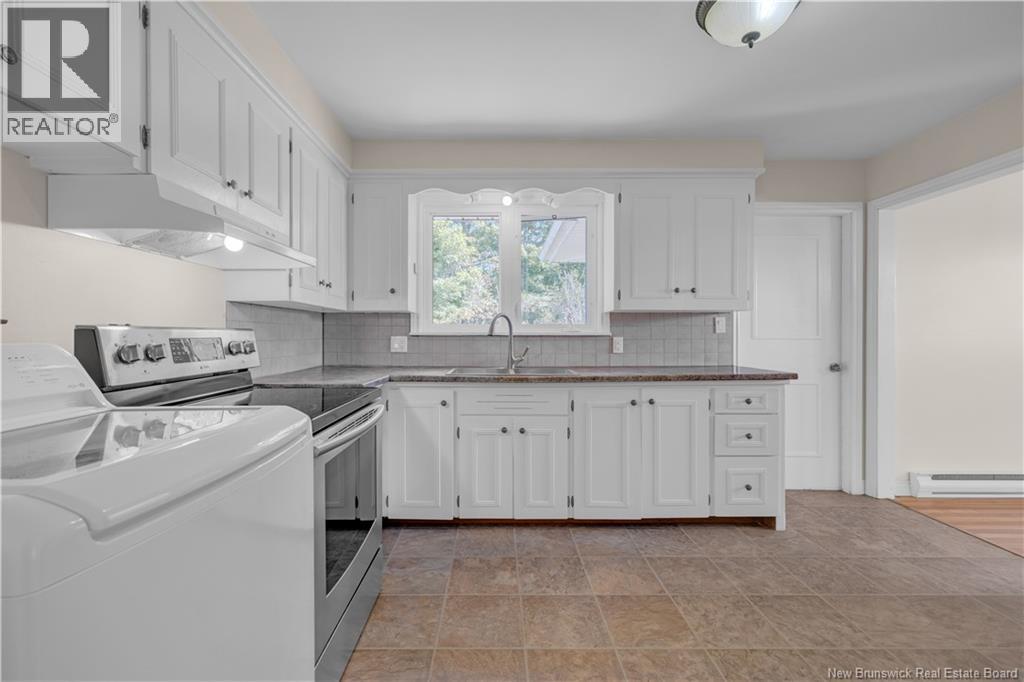 Photo 16 of 30 Mclaughlin Crescent, Saint John NB