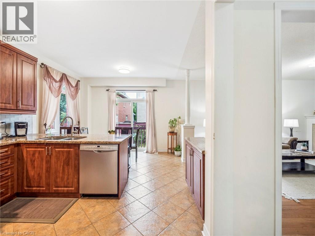 Photo 19 of 236 St Urbain Drive, Vaughan ON