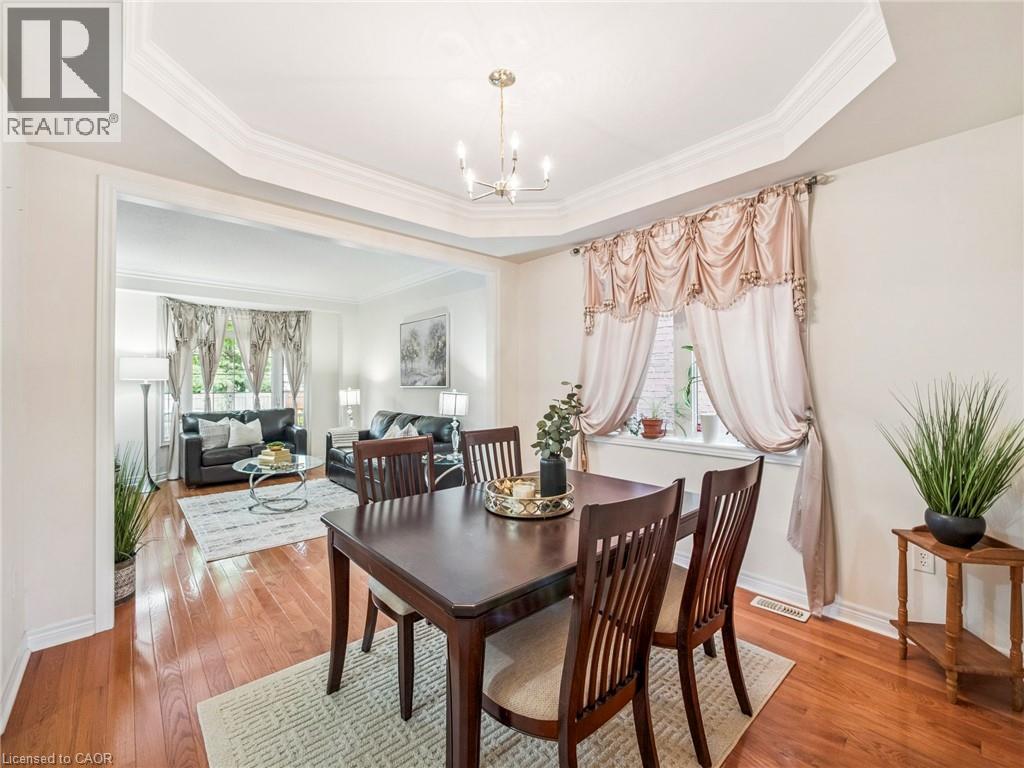 Photo 16 of 236 St Urbain Drive, Vaughan ON