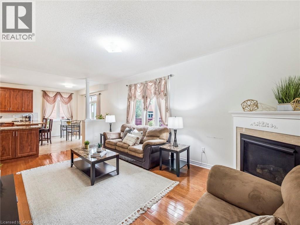 Photo 28 of 236 St Urbain Drive, Vaughan ON