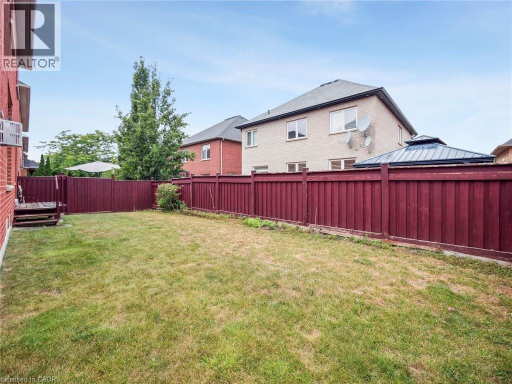 Photo 48 of 236 St Urbain Drive, Vaughan ON