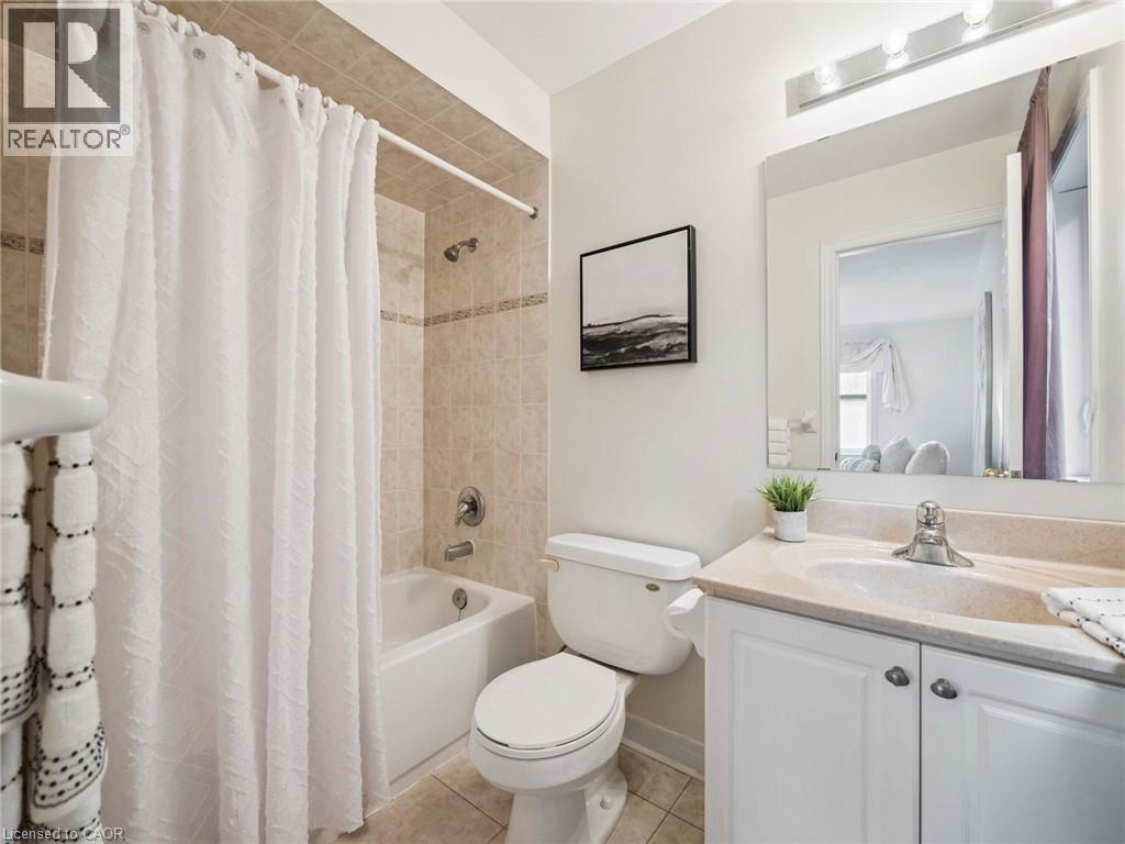 Photo 47 of 236 St Urbain Drive, Vaughan ON