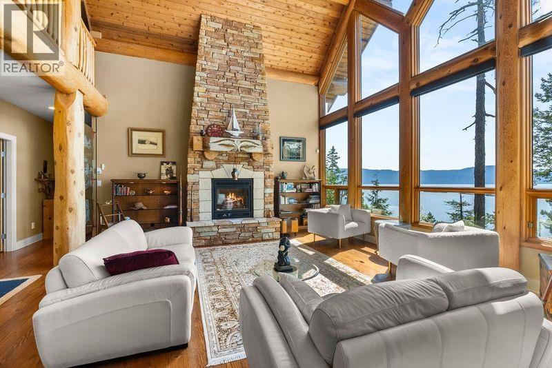 13543 SAKINAW DRIVE, Garden Bay