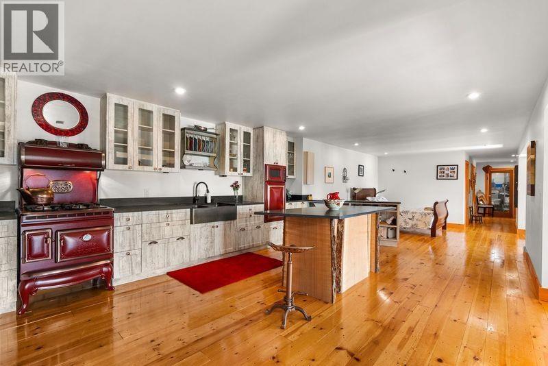 13543 SAKINAW DRIVE, Garden Bay