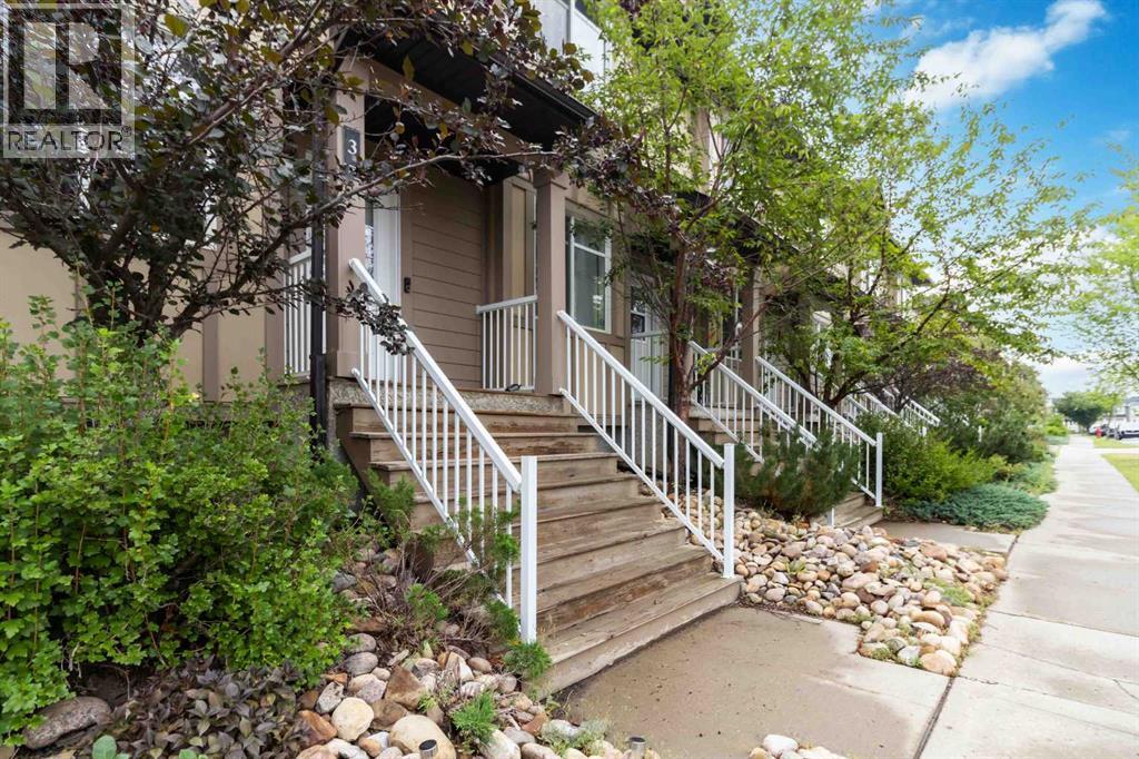 Photo 2 of 3 136 Fontaine Crescent, Fort Mcmurray AB