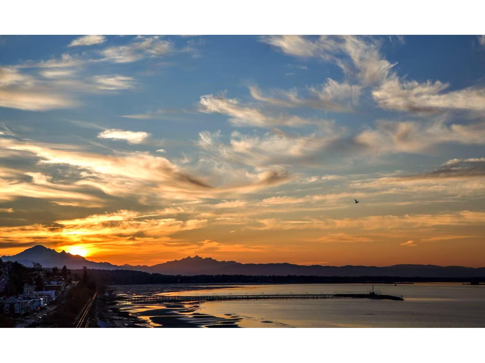Photo 1 of 14495 Marine Drive, White Rock BC