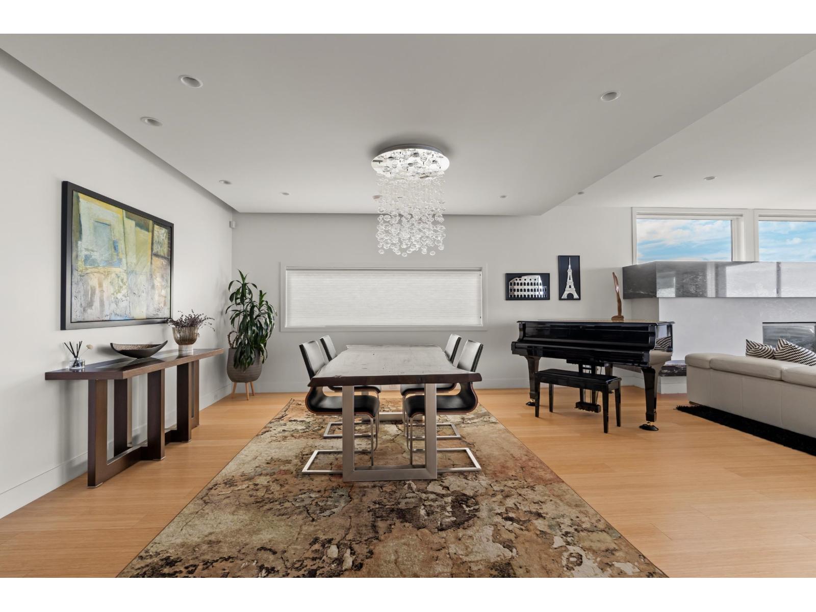 Photo 10 of 14501 Marine Drive, White Rock BC
