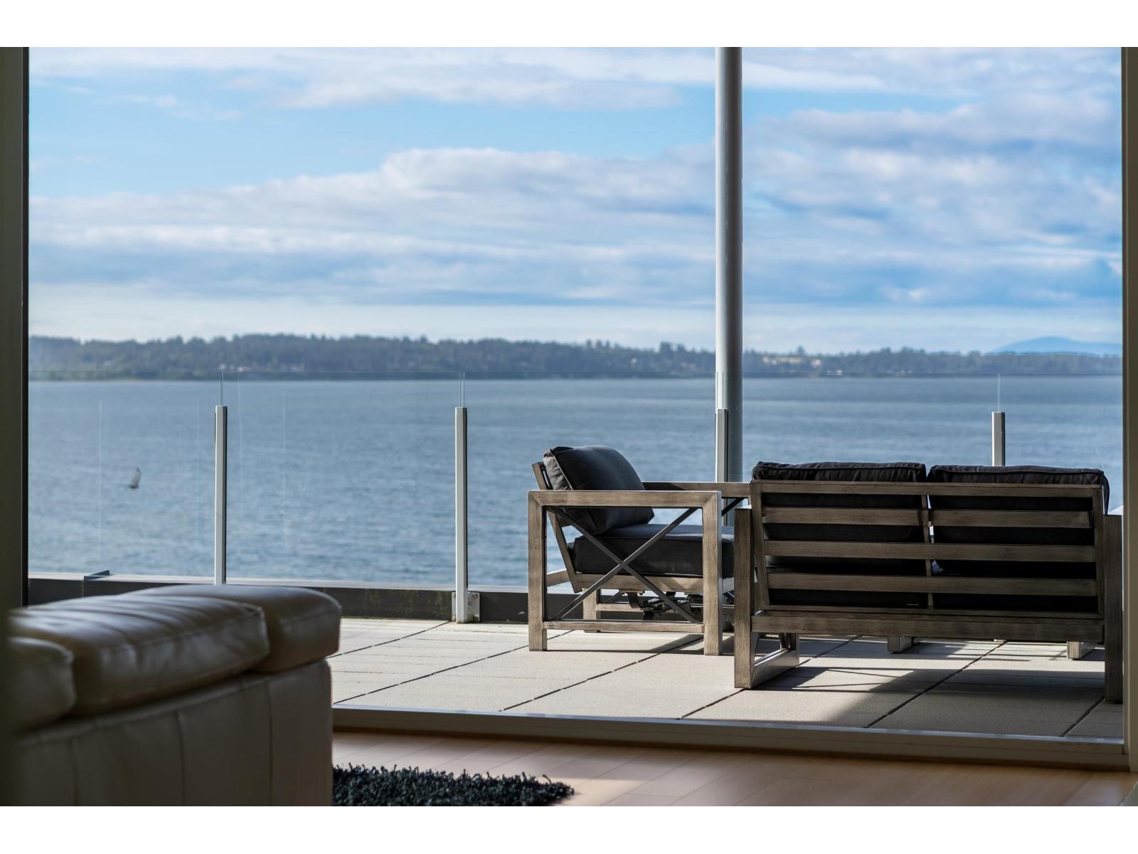 Photo 16 of 14501 Marine Drive, White Rock BC