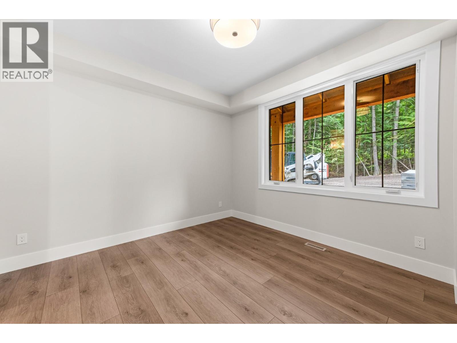 Photo 12 of 4416 Timberline Crescent, Fernie BC