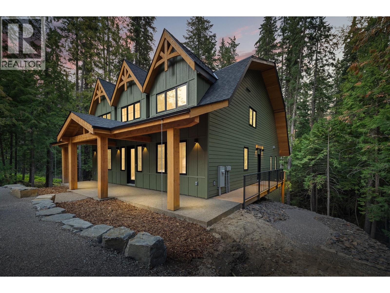 Photo 2 of 4416 Timberline Crescent, Fernie BC