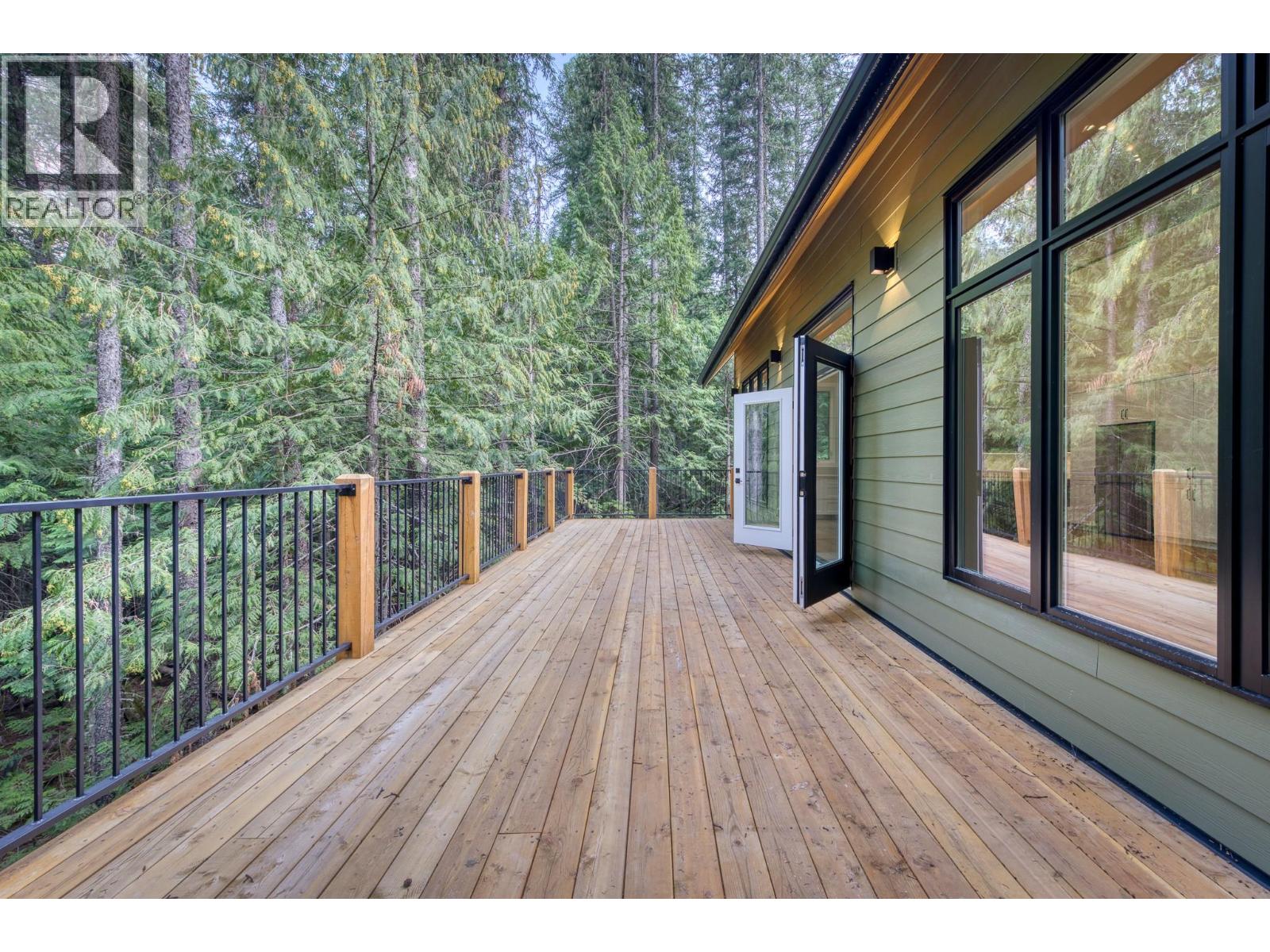 Photo 7 of 4416 Timberline Crescent, Fernie BC