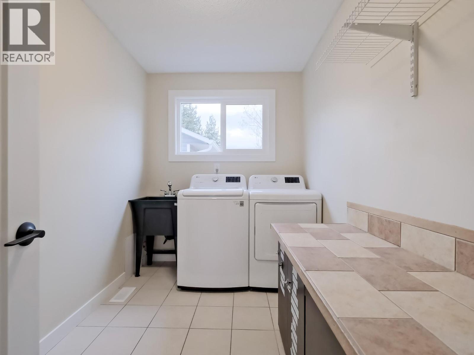  580 Kelview Road, West Kelowna