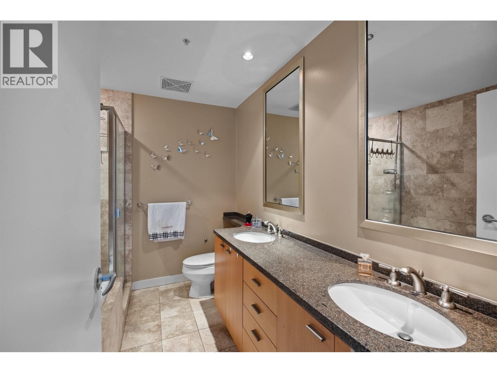 Photo 22 of 4201 1408 Strathmore Mews, Vancouver BC