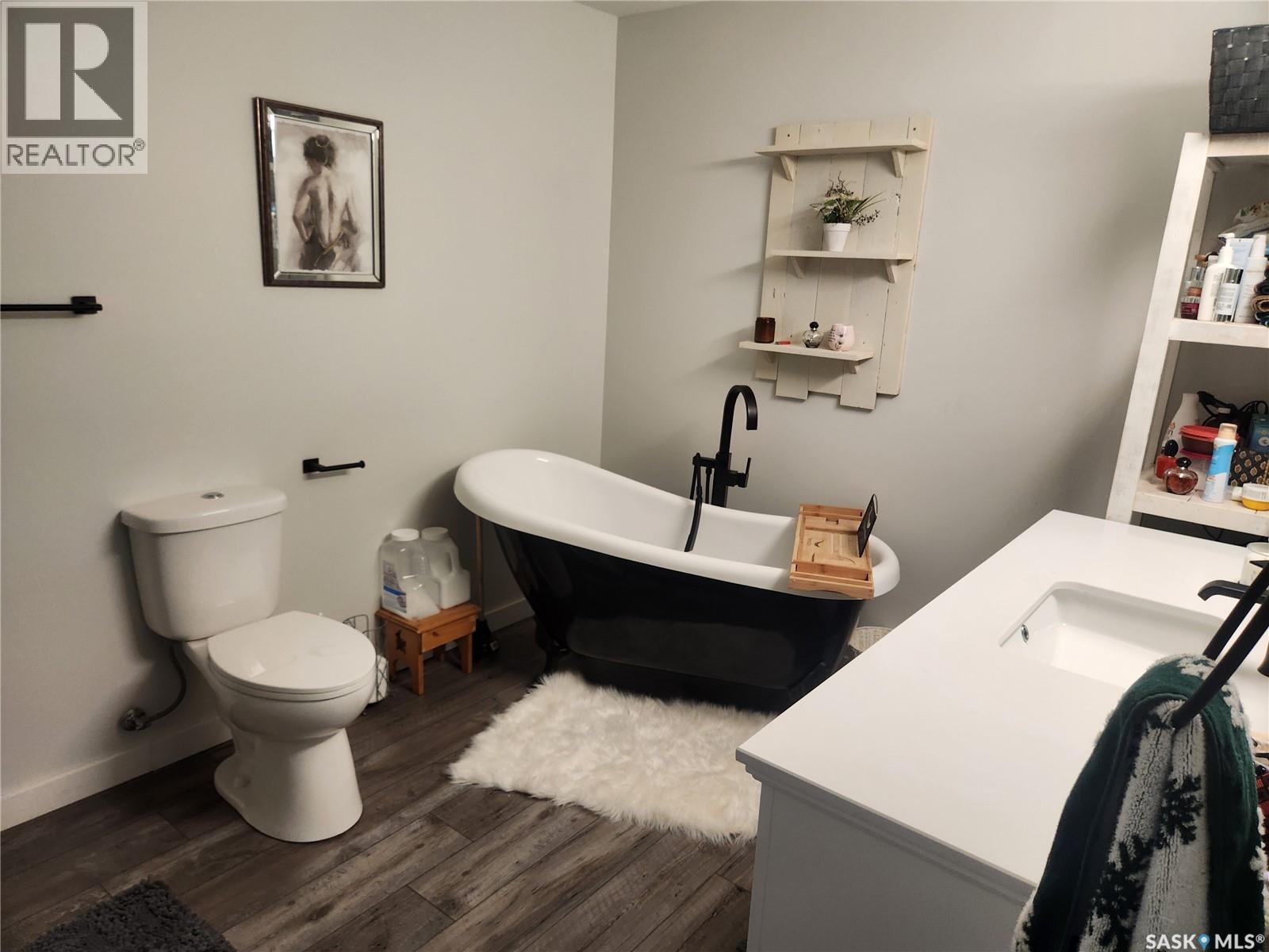 Photo 10 of 1608 101st Street, Tisdale SK