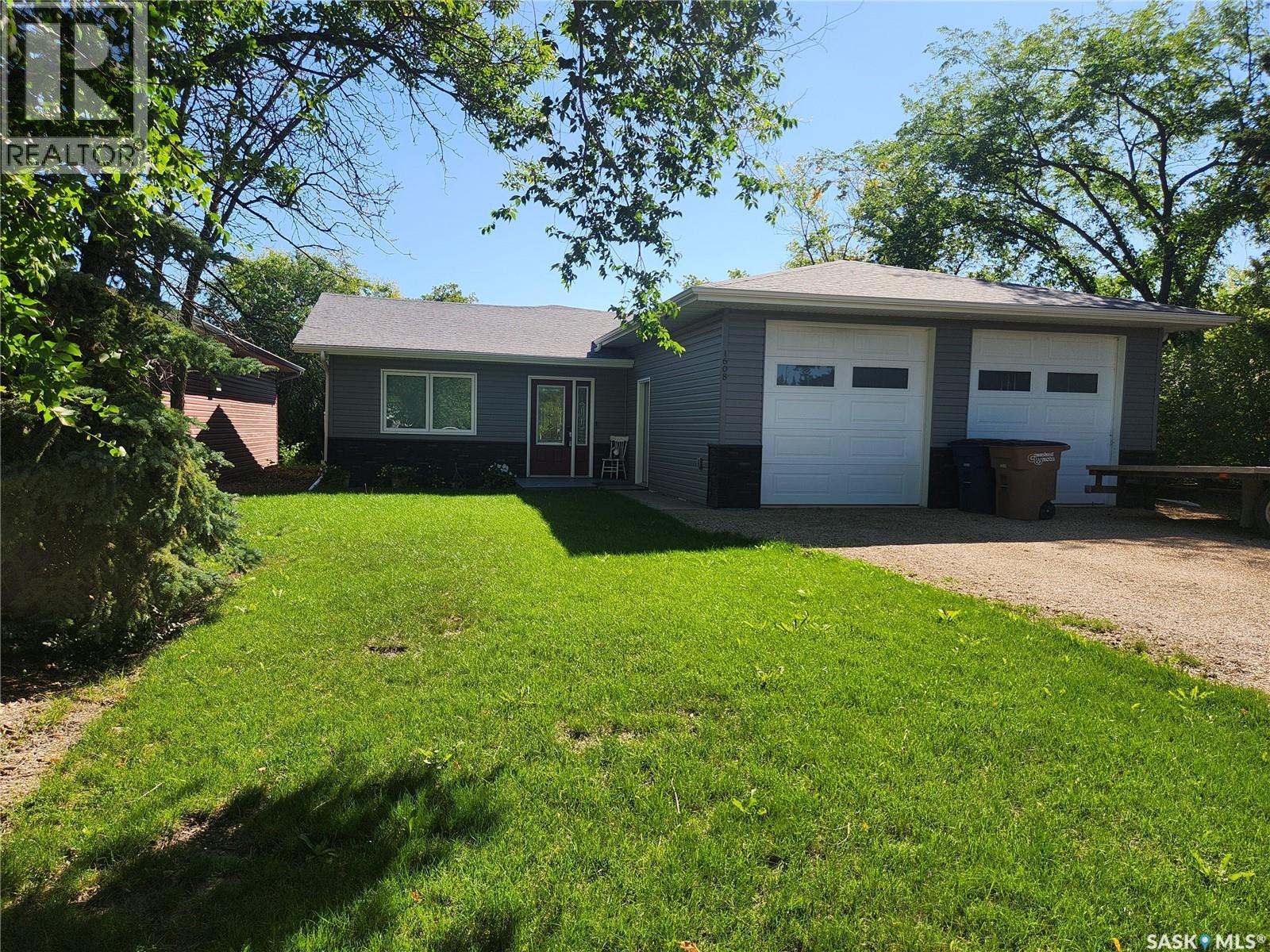Photo 1 of 1608 101st Street, Tisdale SK