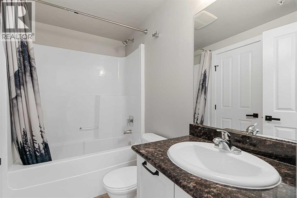 Single Family House for Sale in   Brentwood Road NW Brentwood Calgary 