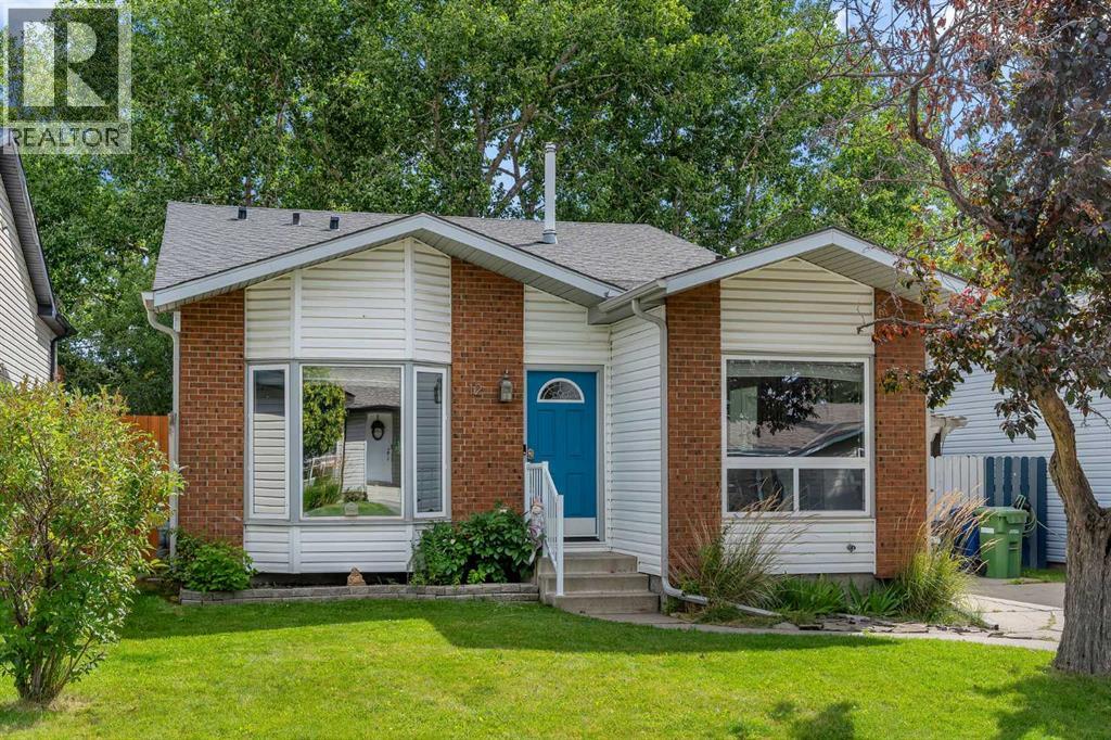 12 Marquis Place SE