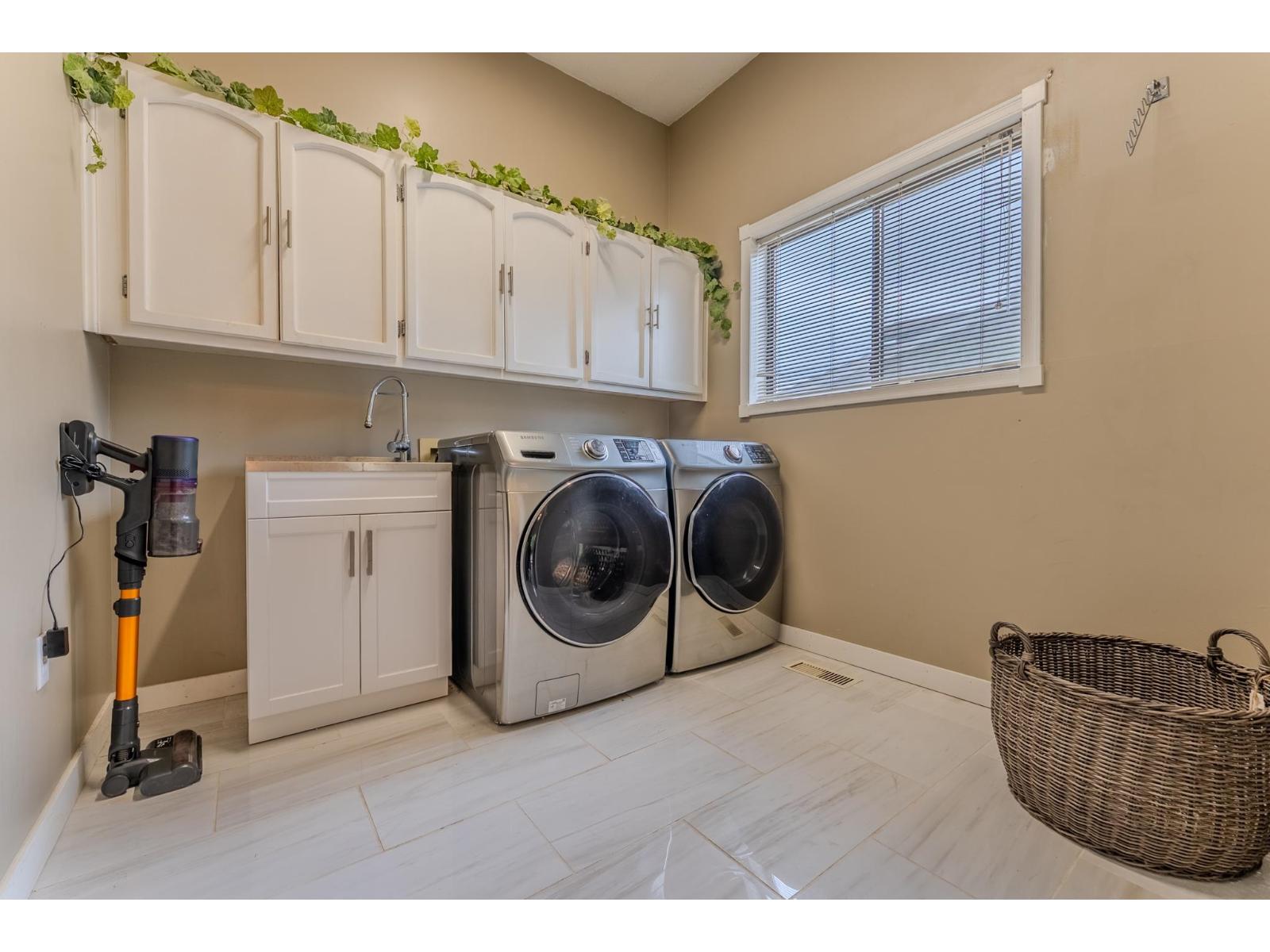 Photo 9 of 9210 Aspen Place Chilliwack Proper East, Chilliwack BC
