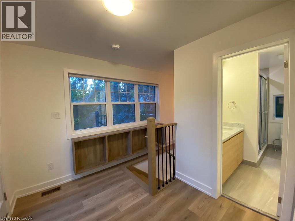 Photo 12 of 53 Margaret Avenue Unit B, Kitchener ON