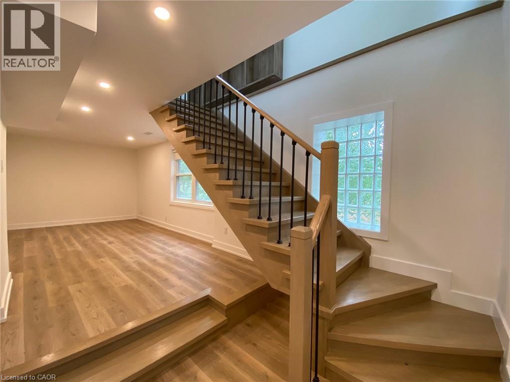 Photo 7 of 53 Margaret Avenue Unit B, Kitchener ON