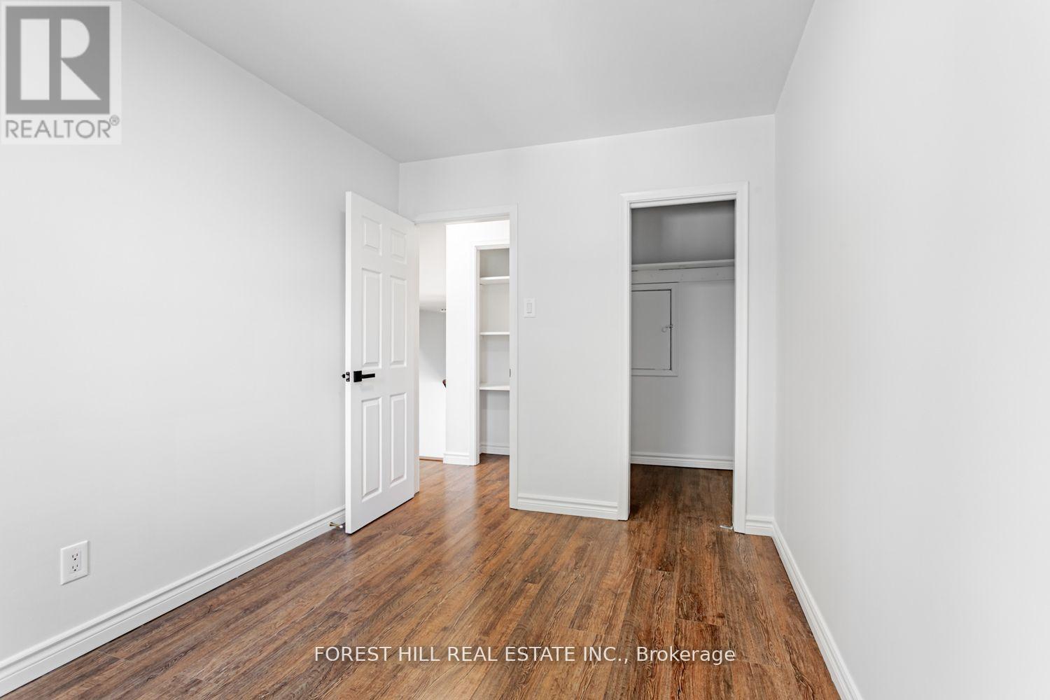 Photo 18 of 190 Lynedock Crescent, Toronto ON