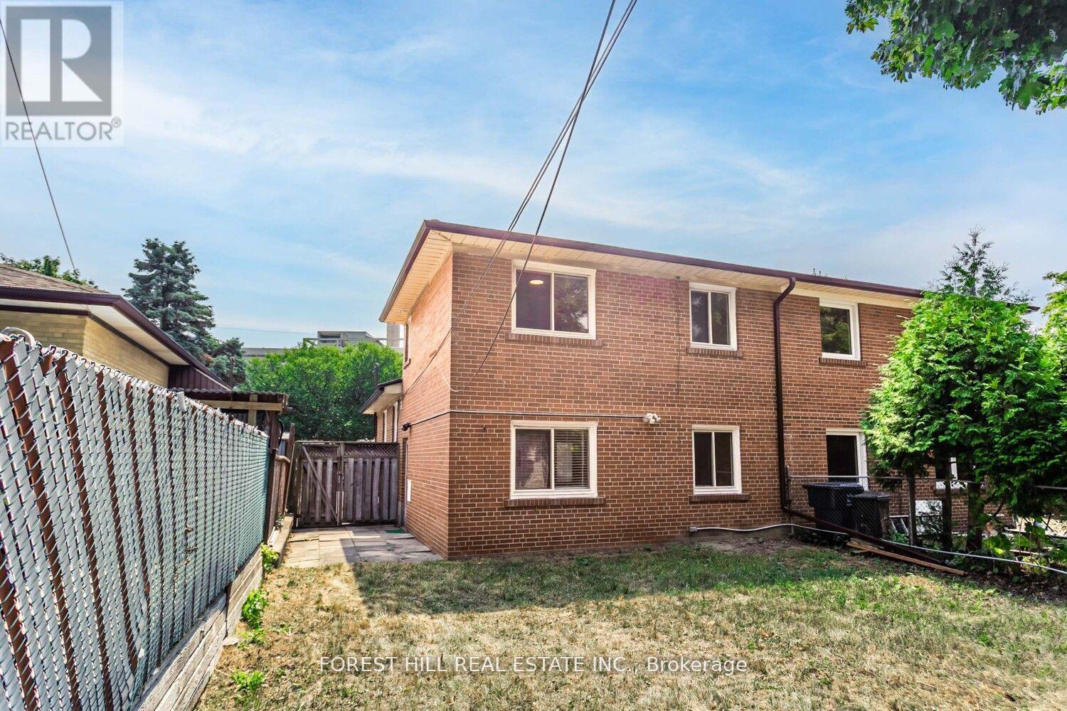 Photo 37 of 190 Lynedock Crescent, Toronto ON