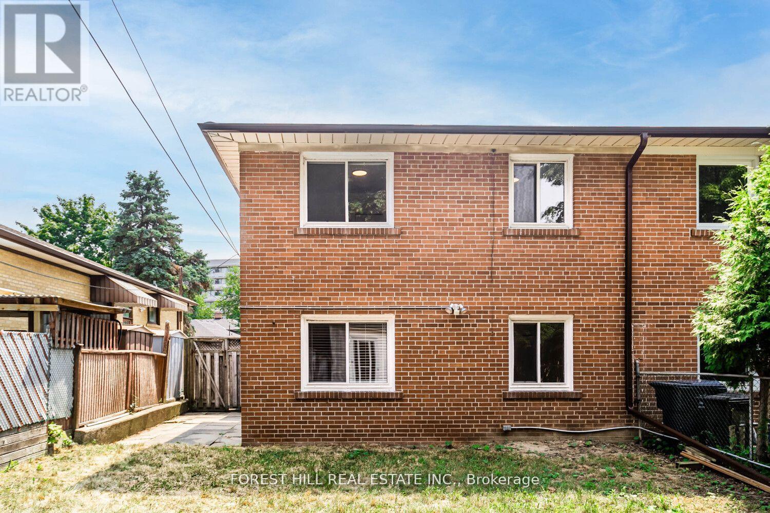 Photo 38 of 190 Lynedock Crescent, Toronto ON