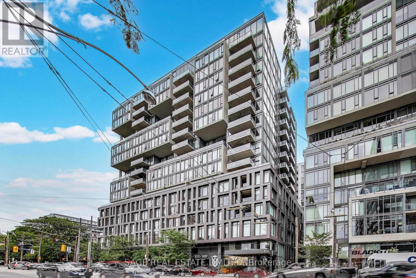 Photo 1 of 1606 111 Bathurst Street N, Toronto ON