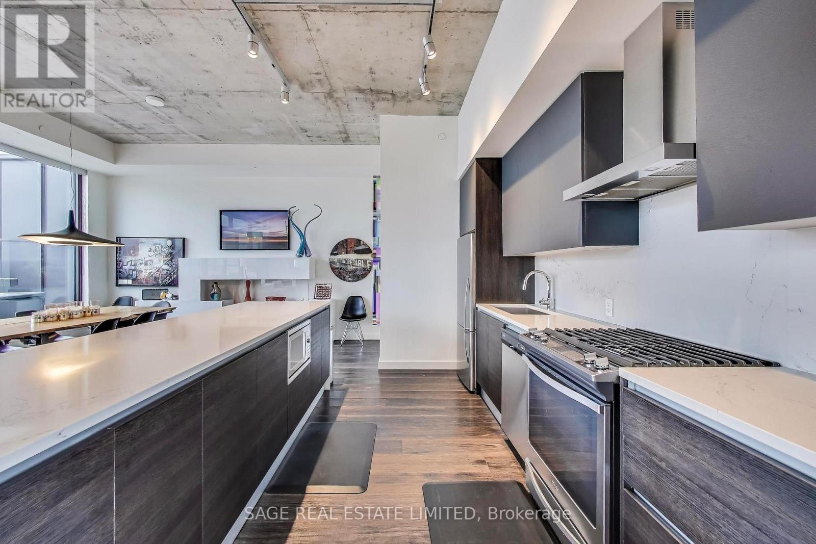 Photo 25 of 1606 111 Bathurst Street N, Toronto ON