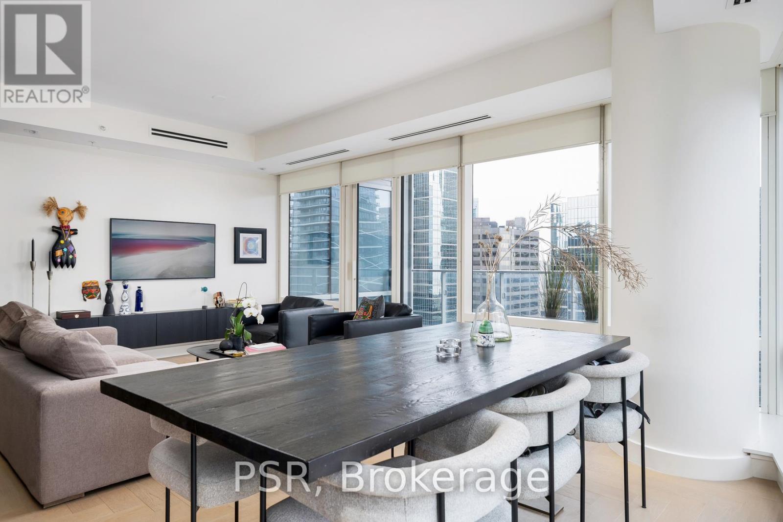 Photo 20 of 3001 180 University Avenue, Toronto ON
