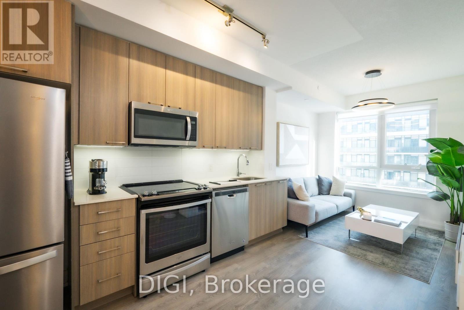 Photo 3 of 636 591 Sheppard Avenue E, Toronto ON
