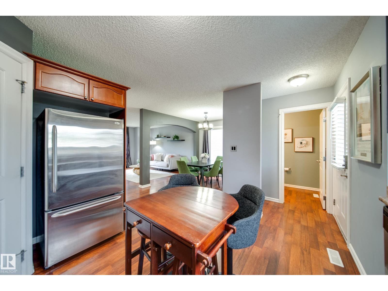 Photo 27 of 16318 57 St Nw, Edmonton AB