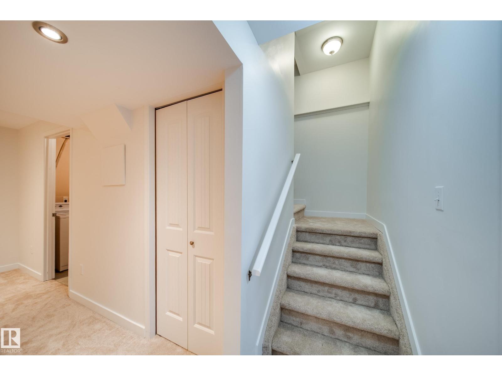 Photo 33 of 16318 57 St Nw, Edmonton AB
