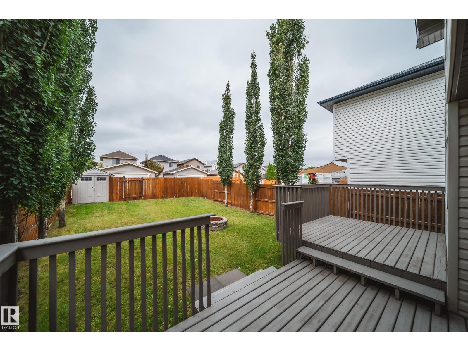 Photo 13 of 16318 57 St Nw, Edmonton AB