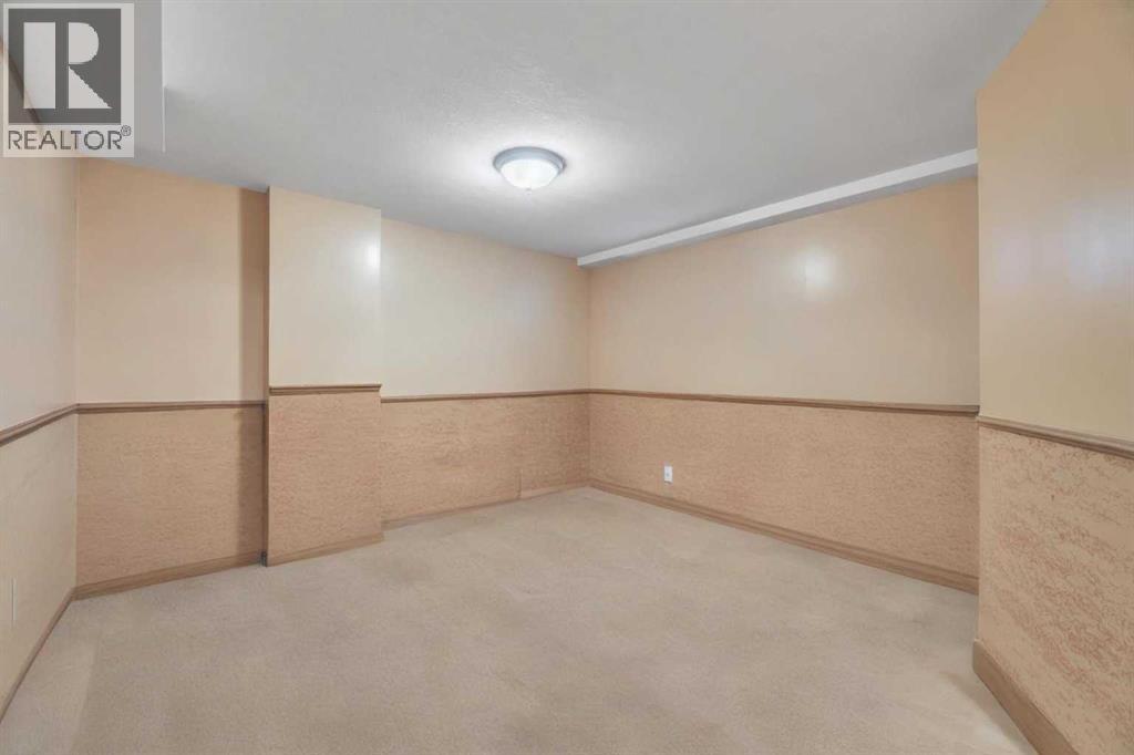 Single Family House for Sale in  Scarboro Avenue SW Scarboro Calgary 