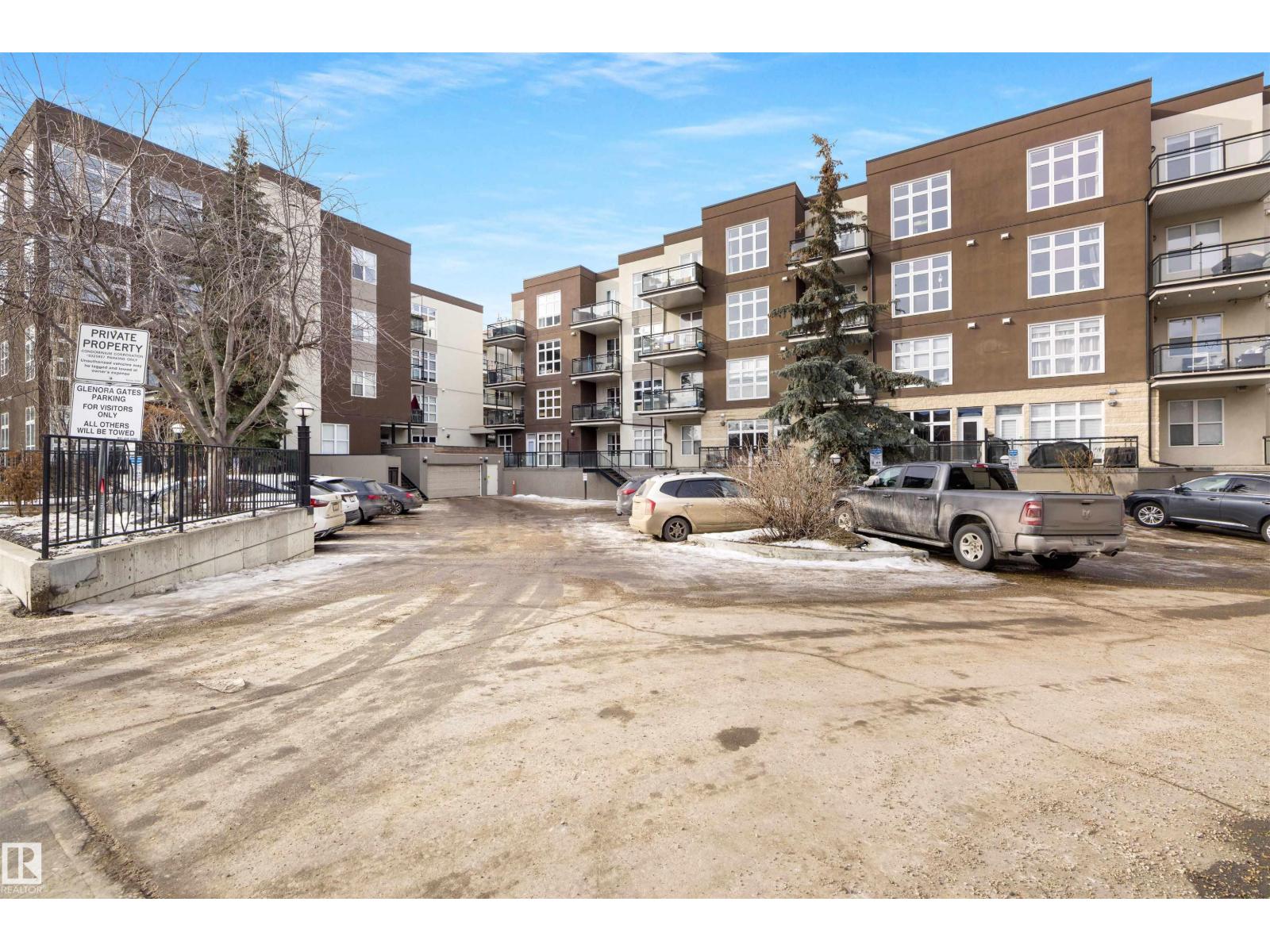 Photo 28 of 129 10407 122 St Nw, Edmonton AB