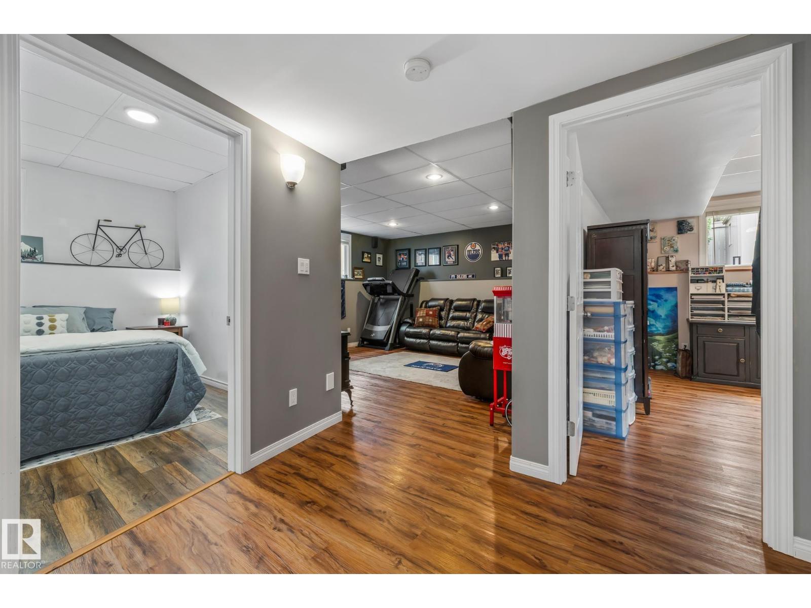 Photo 19 of 10411 95 St, Morinville AB